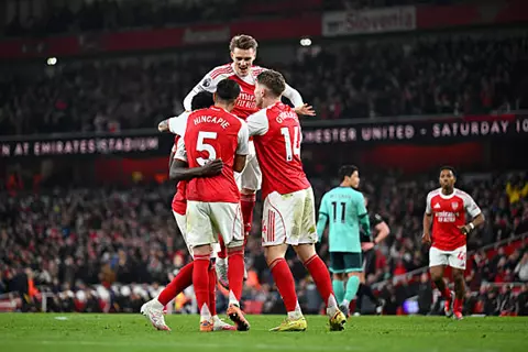 لا مفاجآت في الإمارات.. أرسنال يحبط وولفرهامبتون بفوز +90 في الدوري الإنجليزي